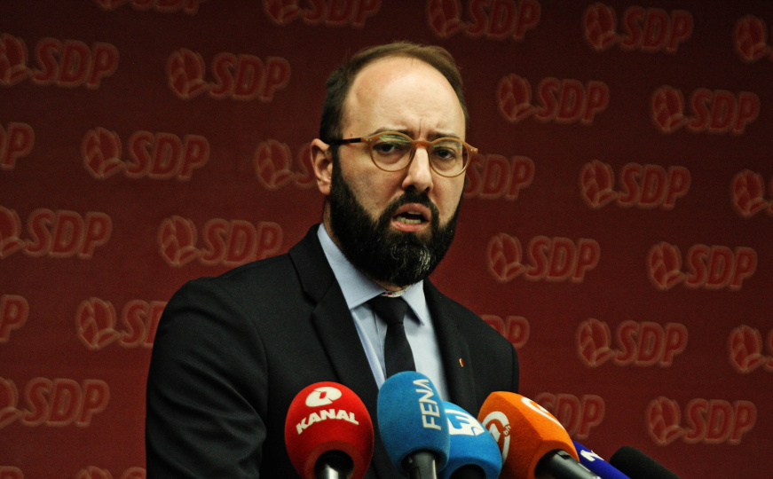 Damir Mašić: U RS-u se ponašaju kao drogirani kokuzi